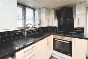 LORDS COTTAGE- click for photo gallery